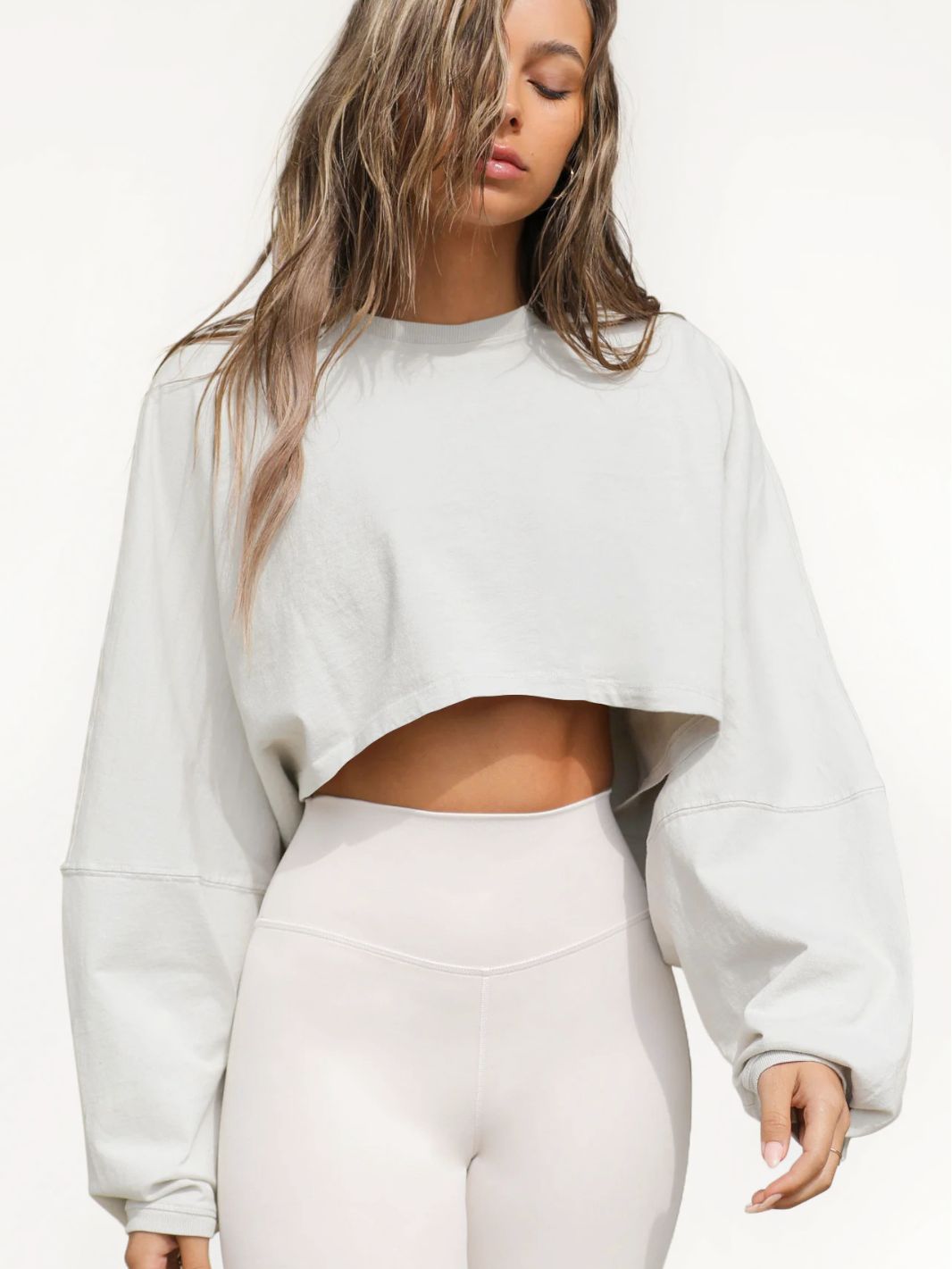 Midriff-Baring Round Neck Sweatshirt T-shirt
