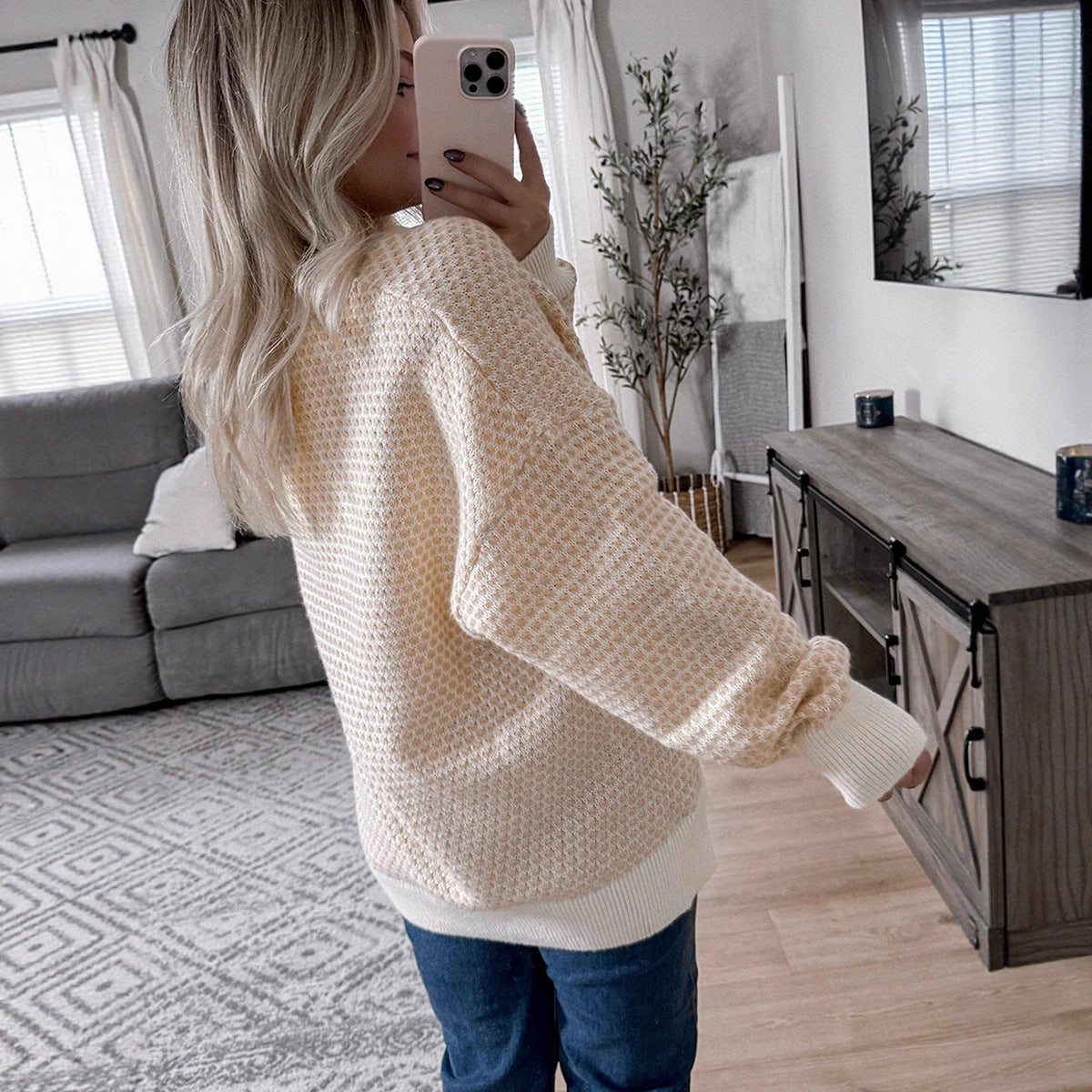 Women's V-neck Pullover Sweater