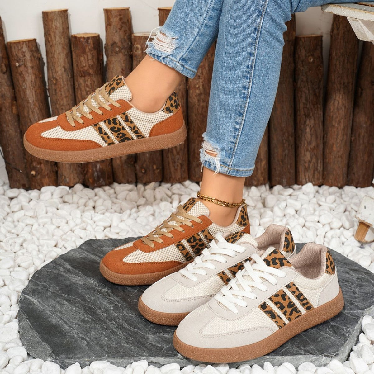 Vagen Leather Leopard Patchwork Flat Sneakers
