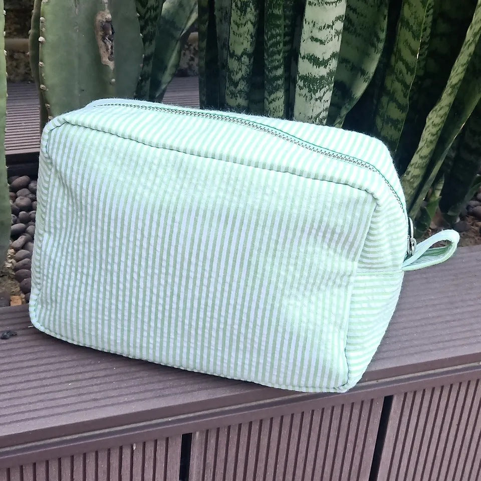 25pc Seersucker Cosmetic Bag