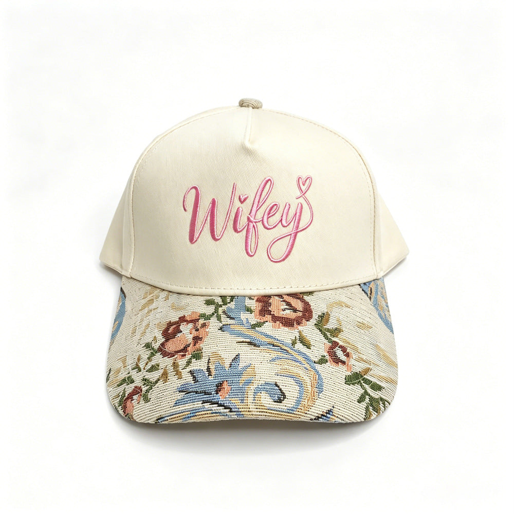 Retro Casual Hat with Distinctive Embroidery & Vintage Jacquard
