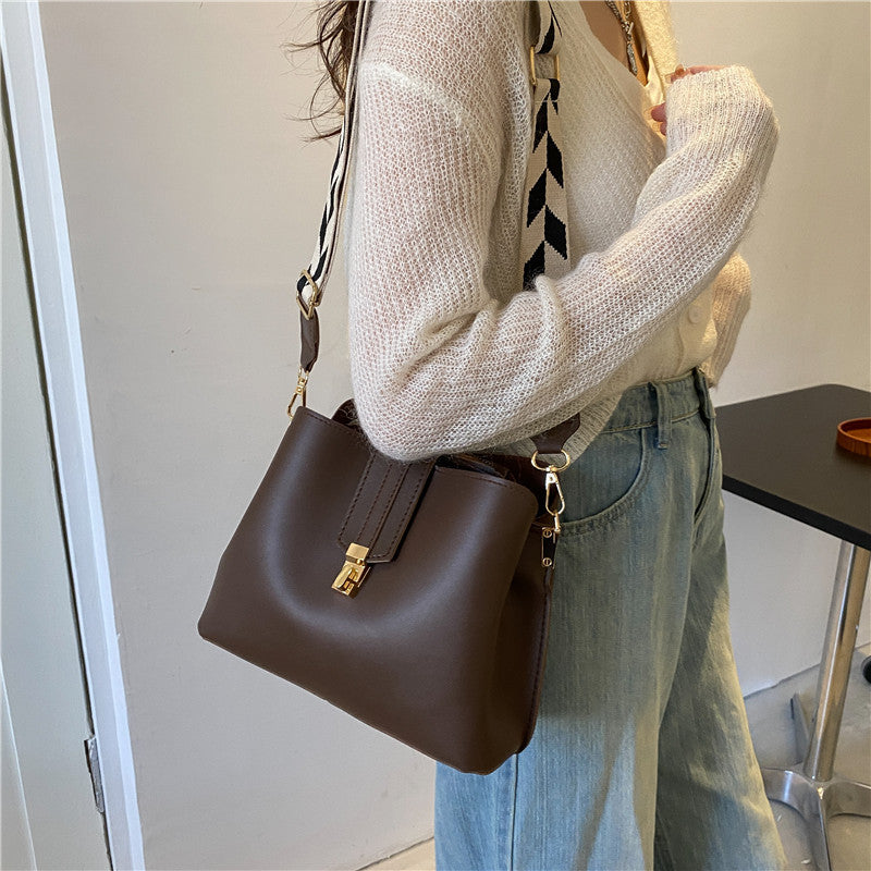 Single Shoulder Crossbody Bag Personality Underarm Bag Textured Bag