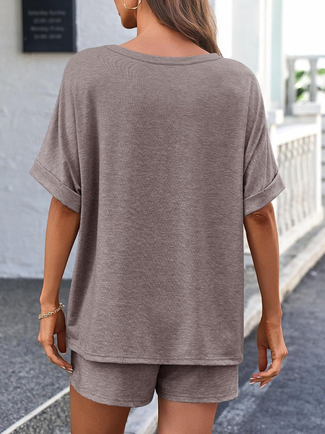 Laid-back Short Sleeve Boxy T-shirt & Short Casual Set