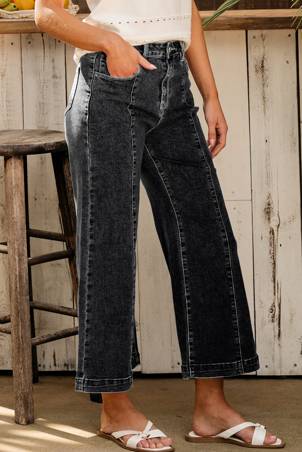 Plain Seam Detail Flared Bottom Ankle Length Jeans