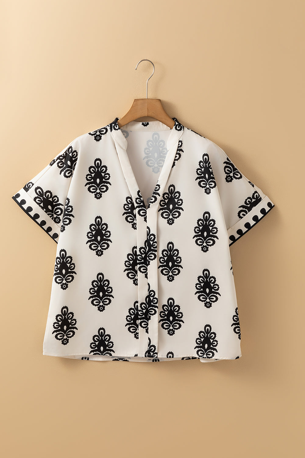 Geometric Print Short Sleeve V Neck Blouse