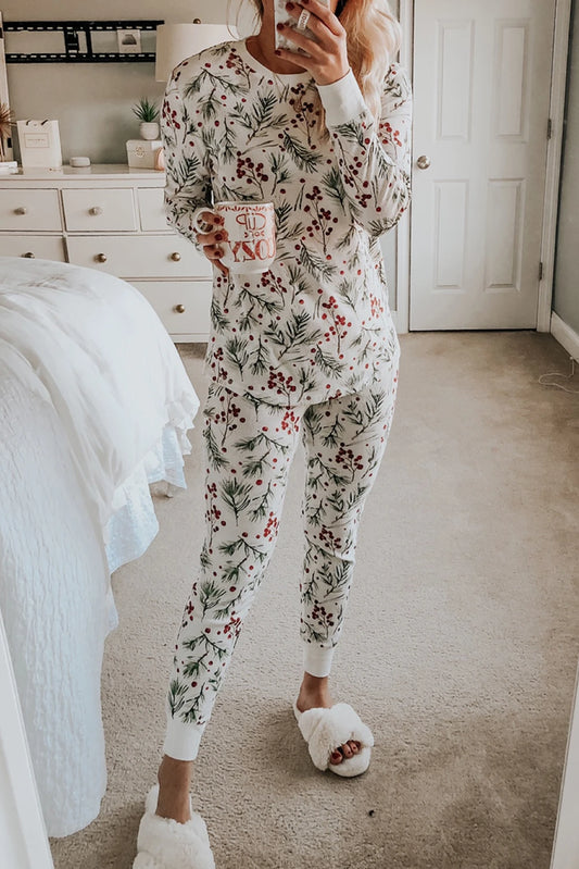 Holly Print Christmas Pajama Set