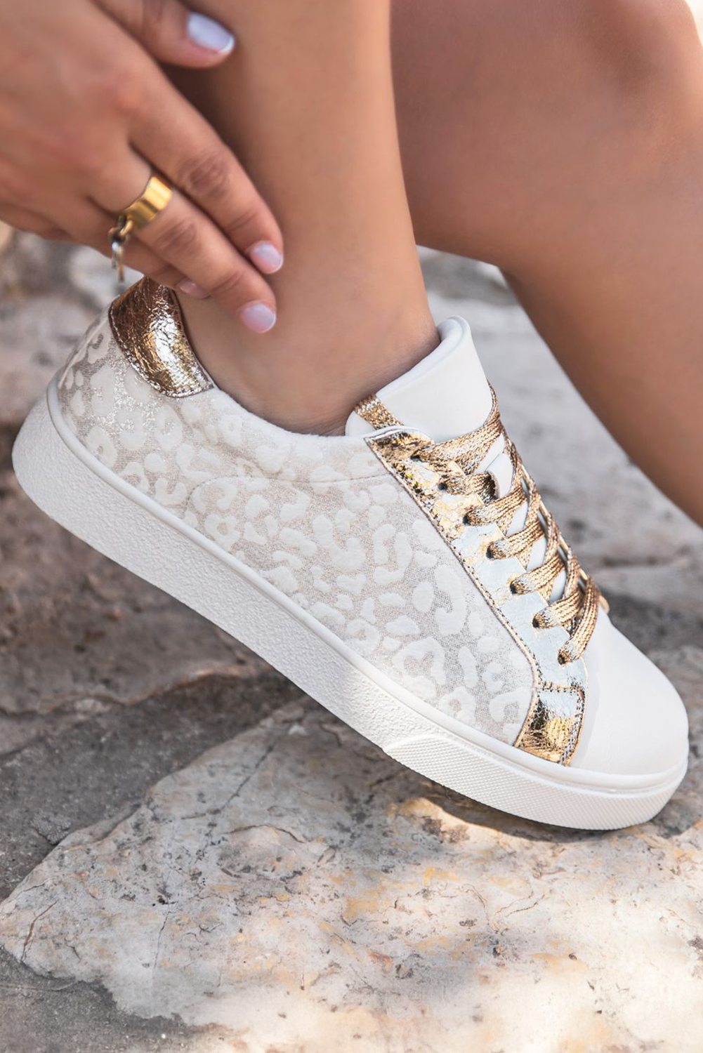 Star Patchwork Sequined Lace-up Sneakers