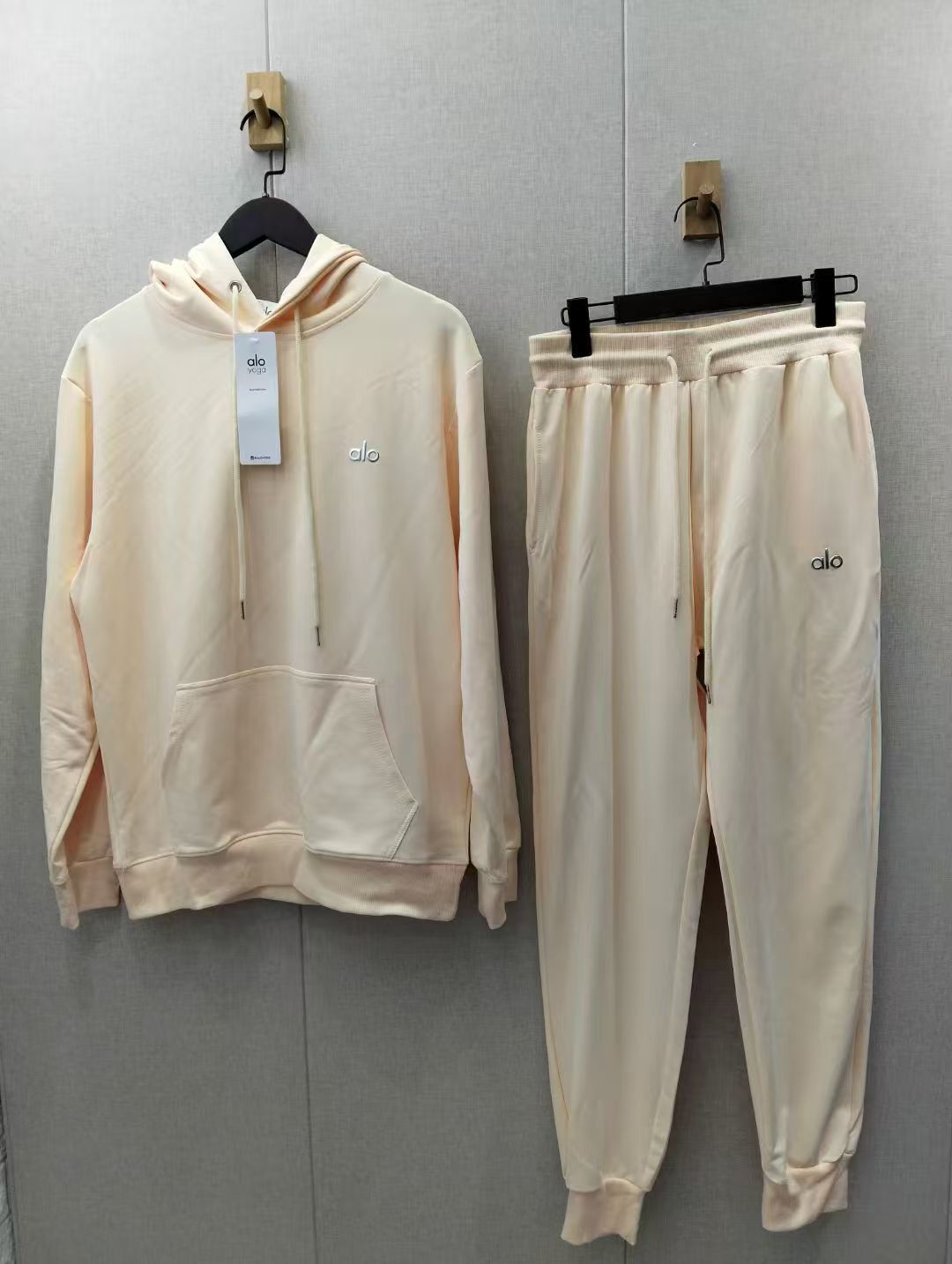 Alo-Hooded Sweatshirt Set(A1210)