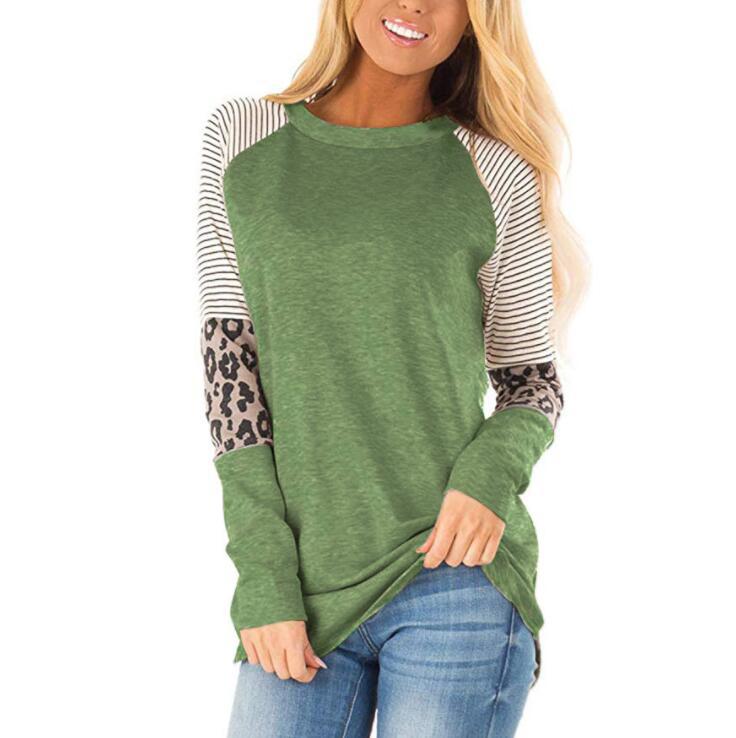 Leopard Print Round Neck Long Sleeve T-shirt