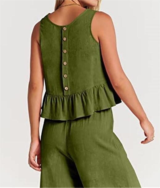 Sleeveless Pleated Vest + Casual Pants