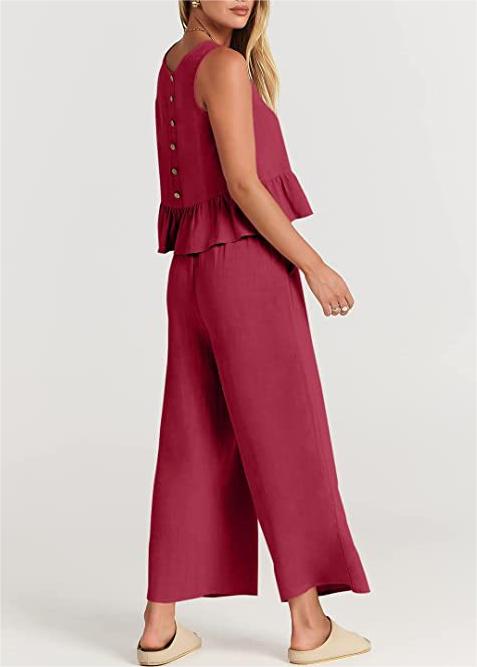 Sleeveless Pleated Vest + Casual Pants